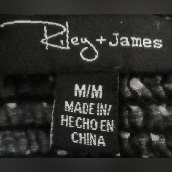 Riley+James - Picture 4 of 4